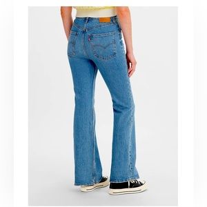 Levi’s 70s high flare